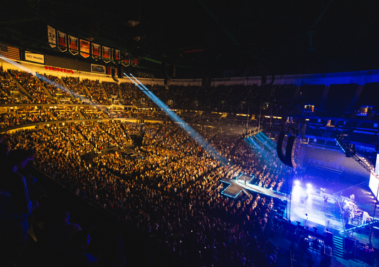 Chris Tomlin Wraps 2024 with Unparalleled Year