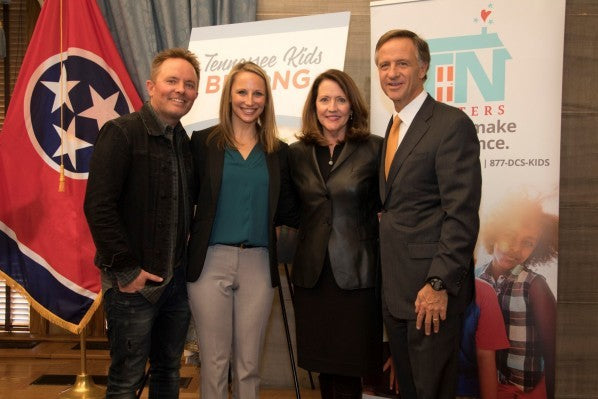 TOMLIN JOINS GOV BILL HASLAM & FIRST LADY CRISSY HASLAM